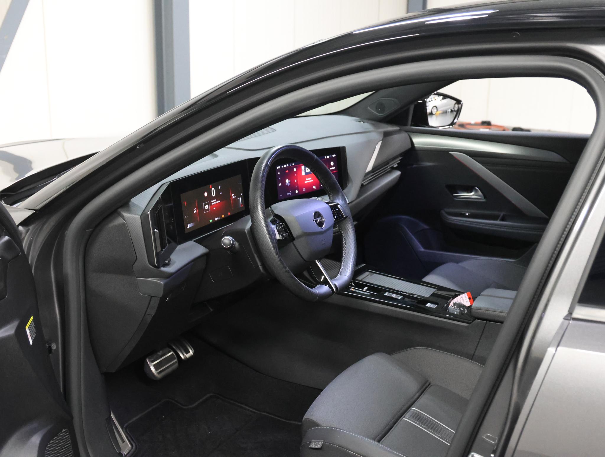 Foto van Opel Astra Sports Tourer