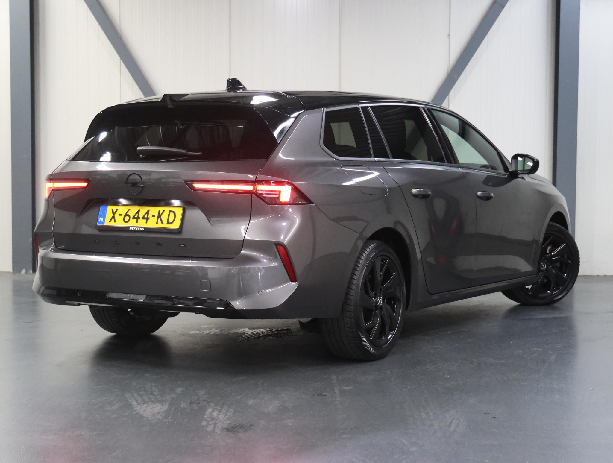 Foto van Opel Astra Sports Tourer