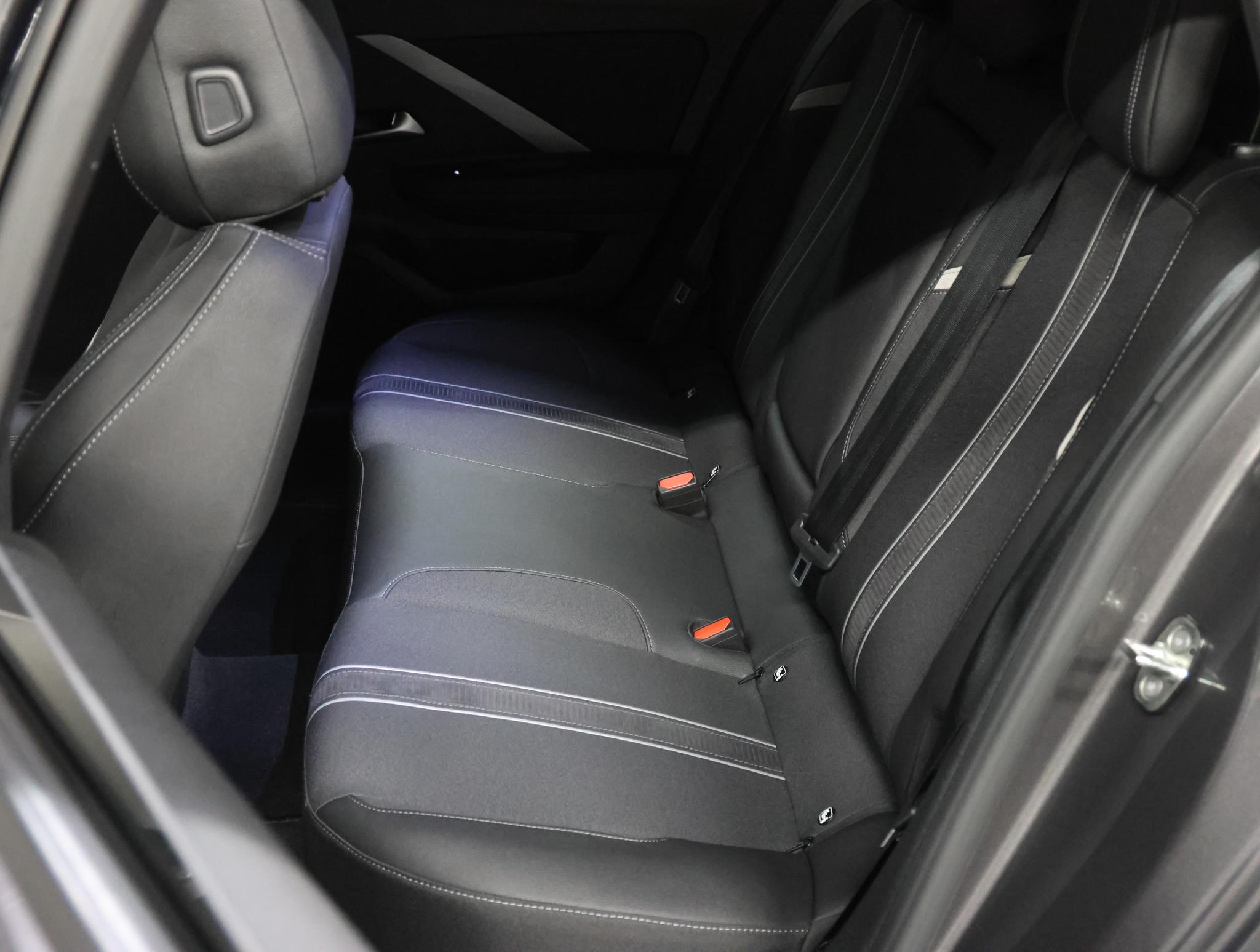 Foto van Opel Astra Sports Tourer