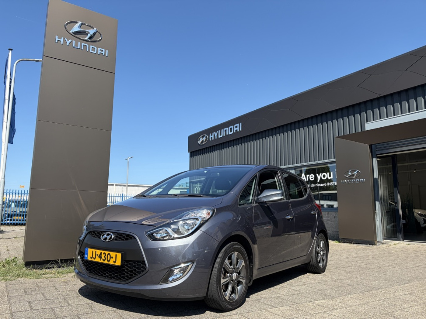 Hyundai Ix20 1.4i Go!*RIJKLAARPRIJS* 2016 - voorkant