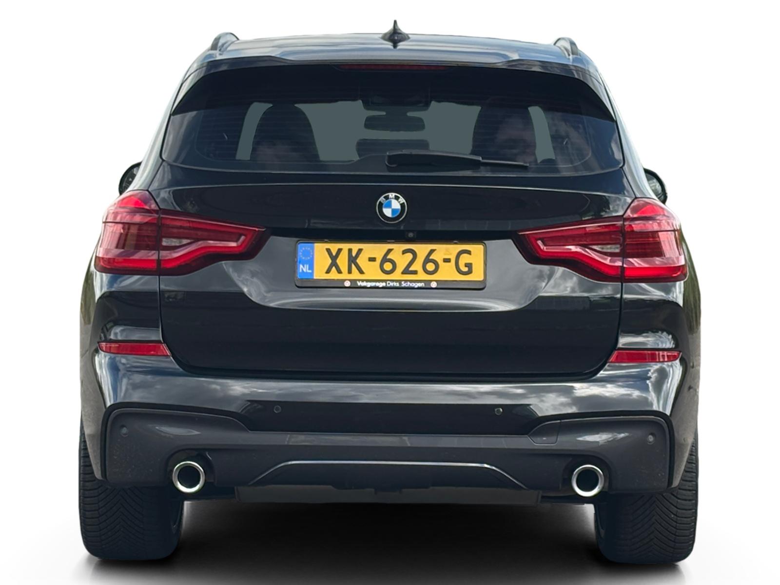 Foto van BMW X3 Xdrive20i
