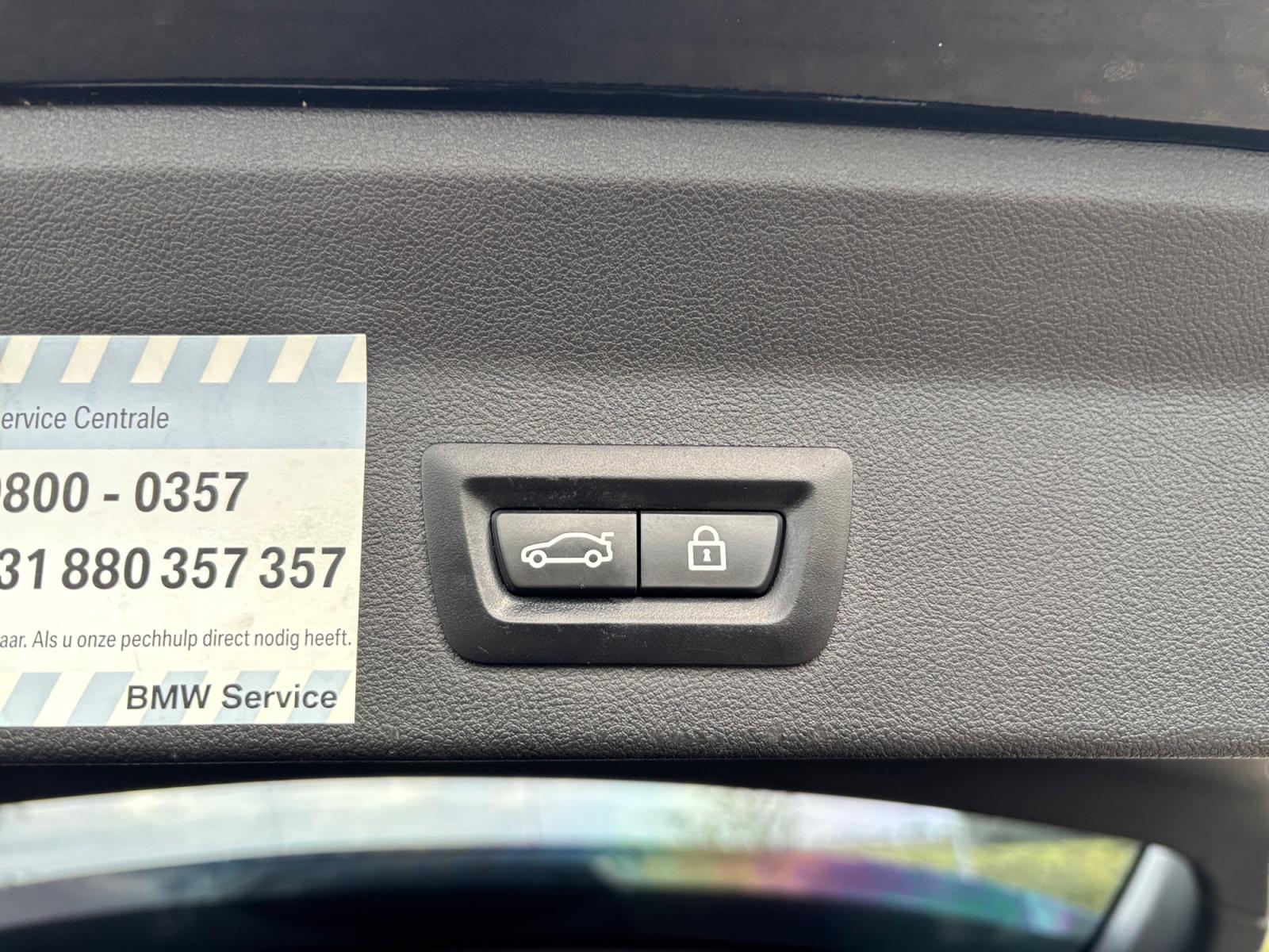 Foto van BMW X3 Xdrive20i
