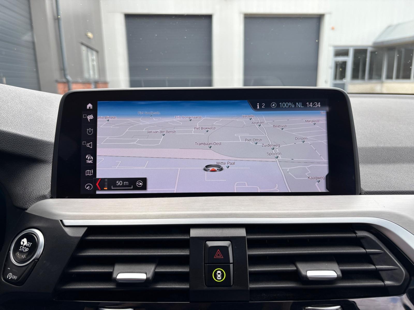 Foto van BMW X3 Xdrive20i