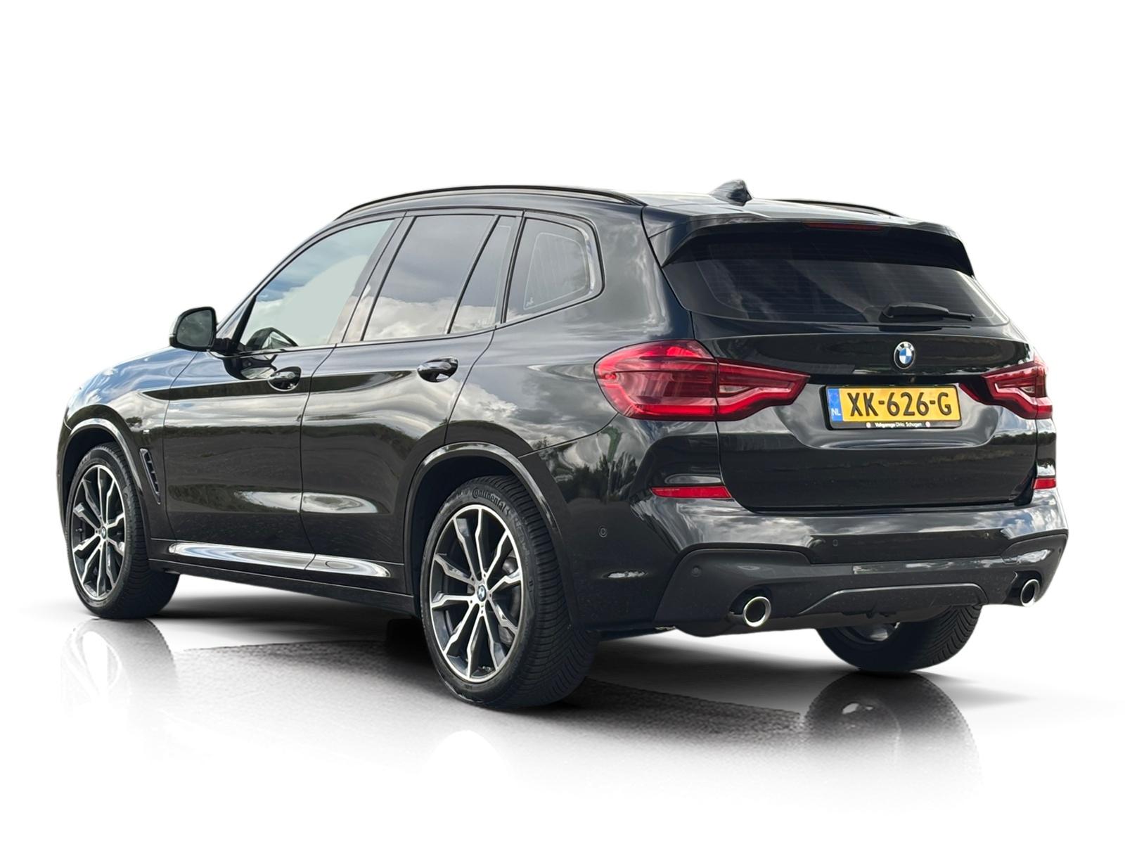 Foto van BMW X3 Xdrive20i