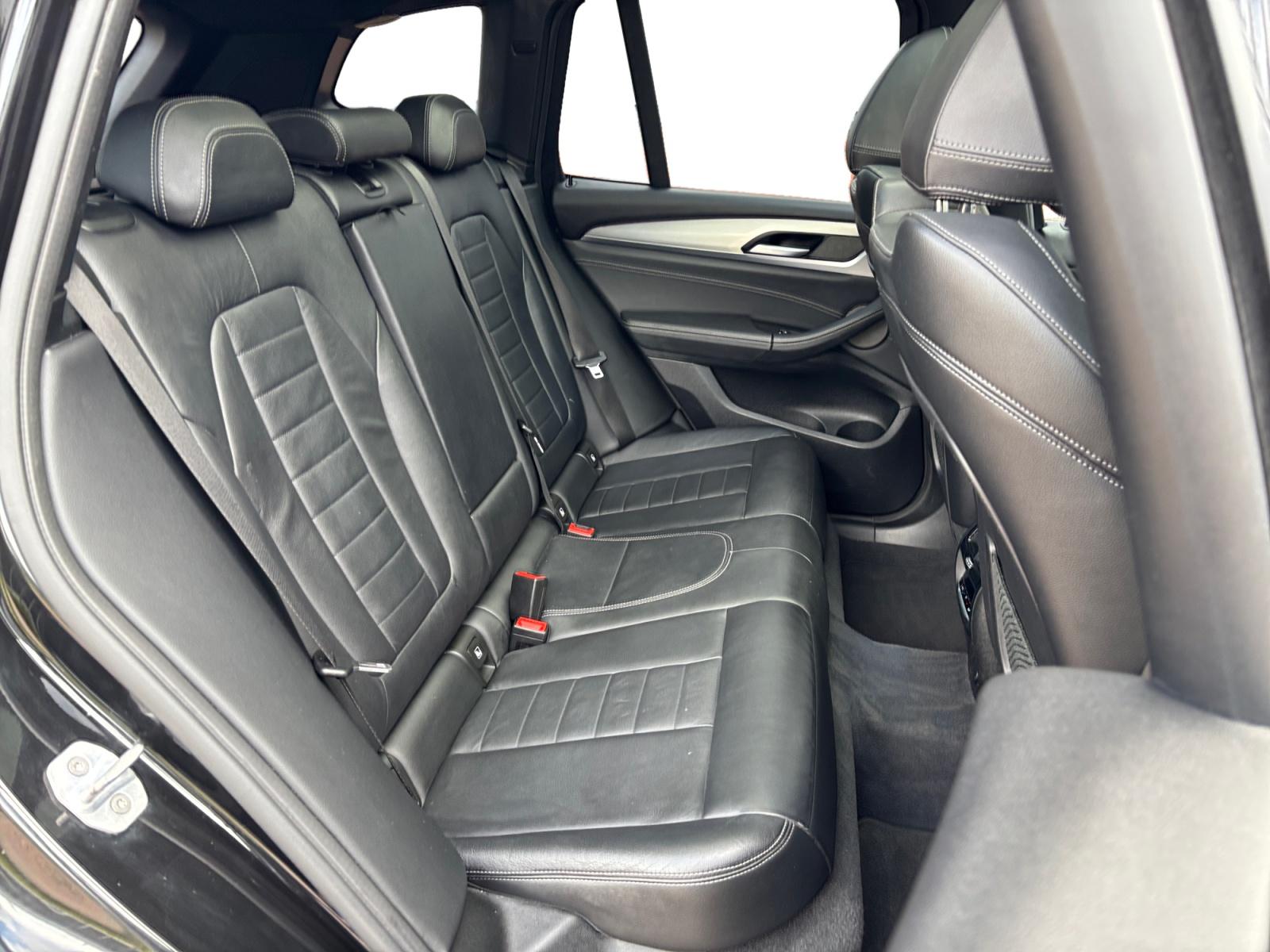 Foto van BMW X3 Xdrive20i