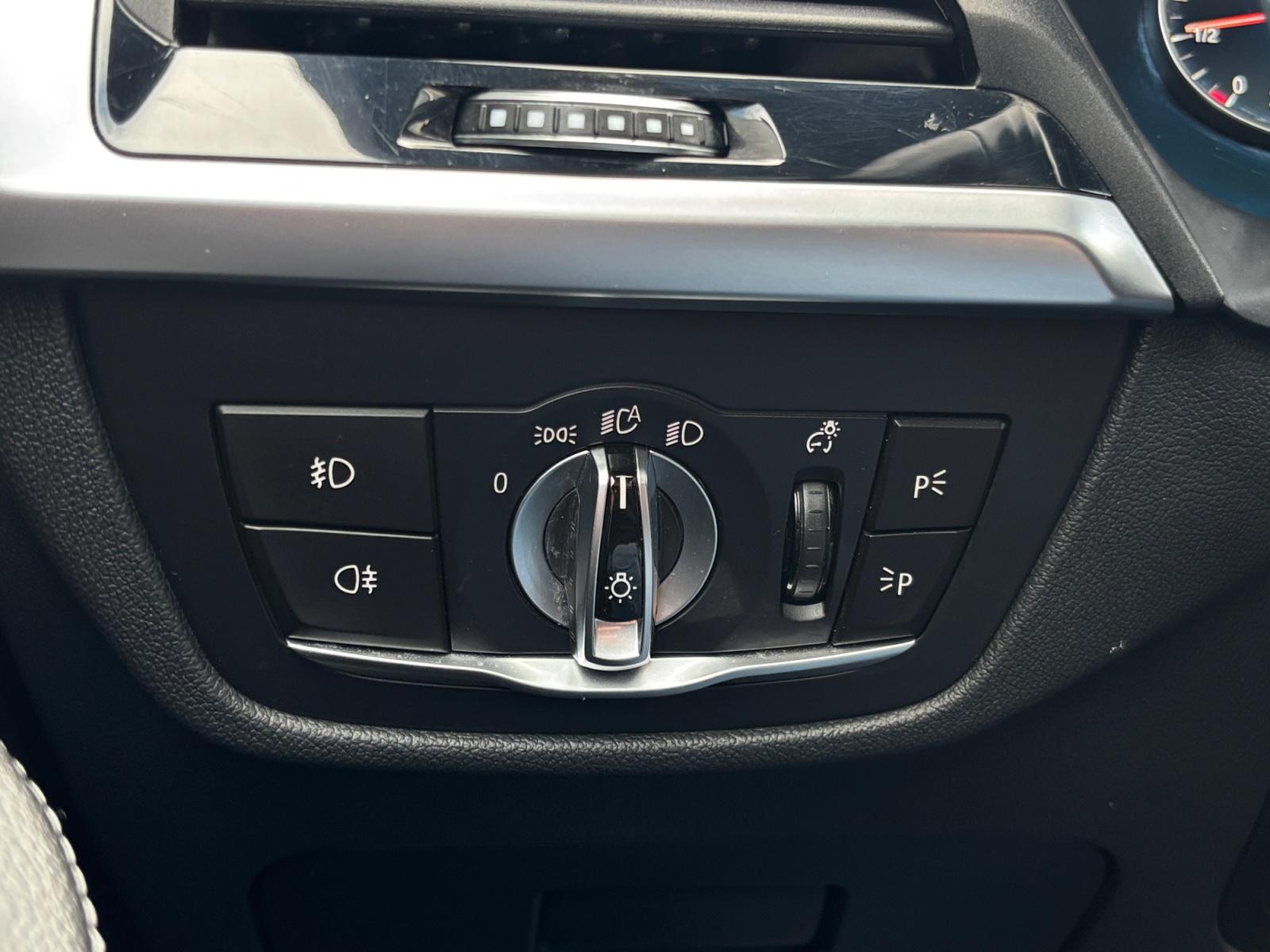 Foto van BMW X3 Xdrive20i