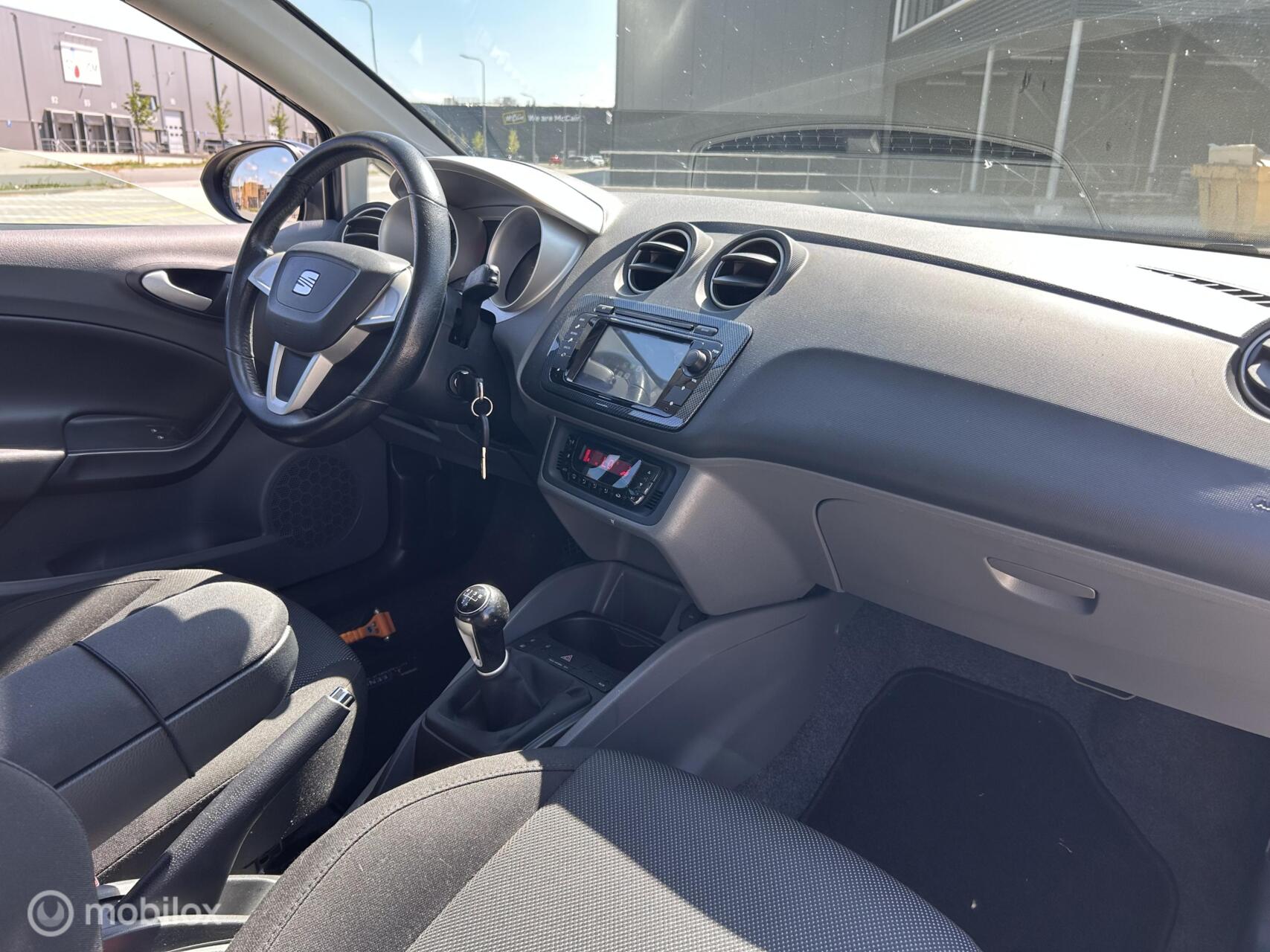 Foto van Seat Ibiza SC