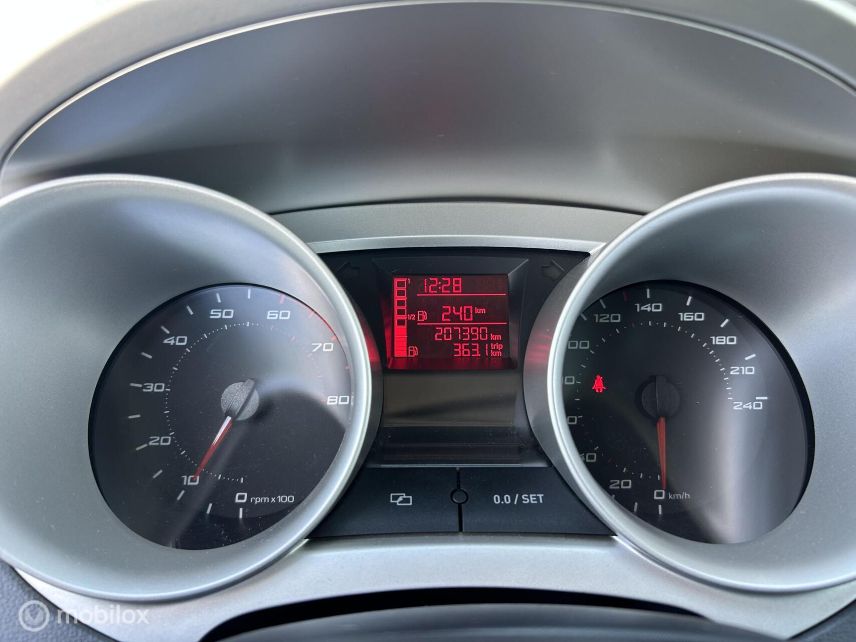 Foto van Seat Ibiza SC