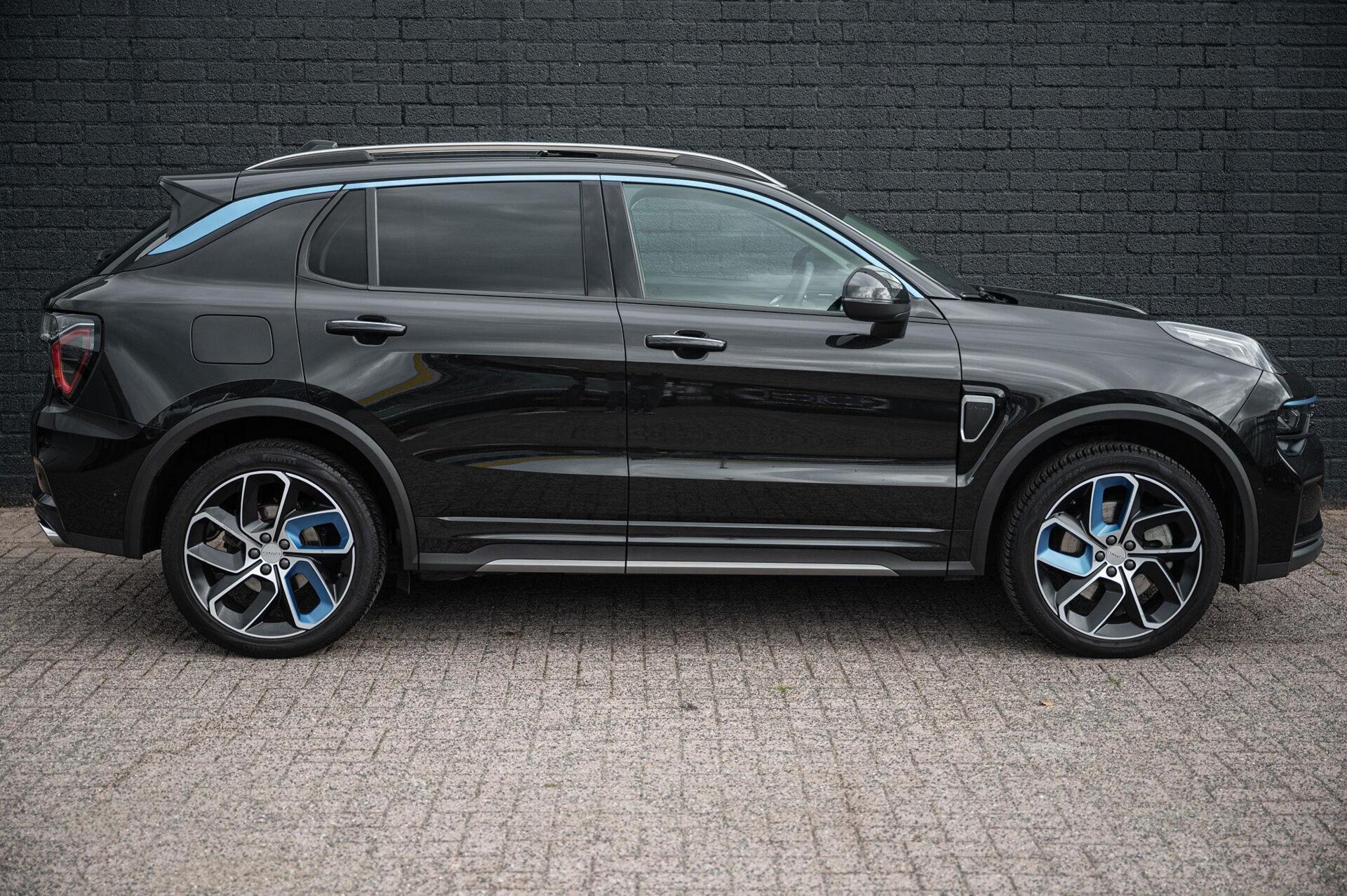 Foto van Lynk&co LYNK & Co 01