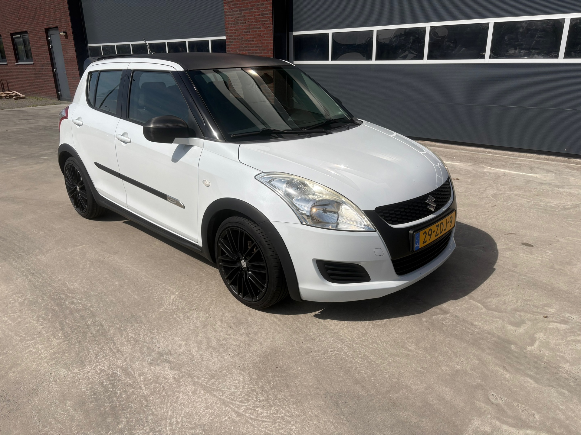 Foto van Suzuki Swift