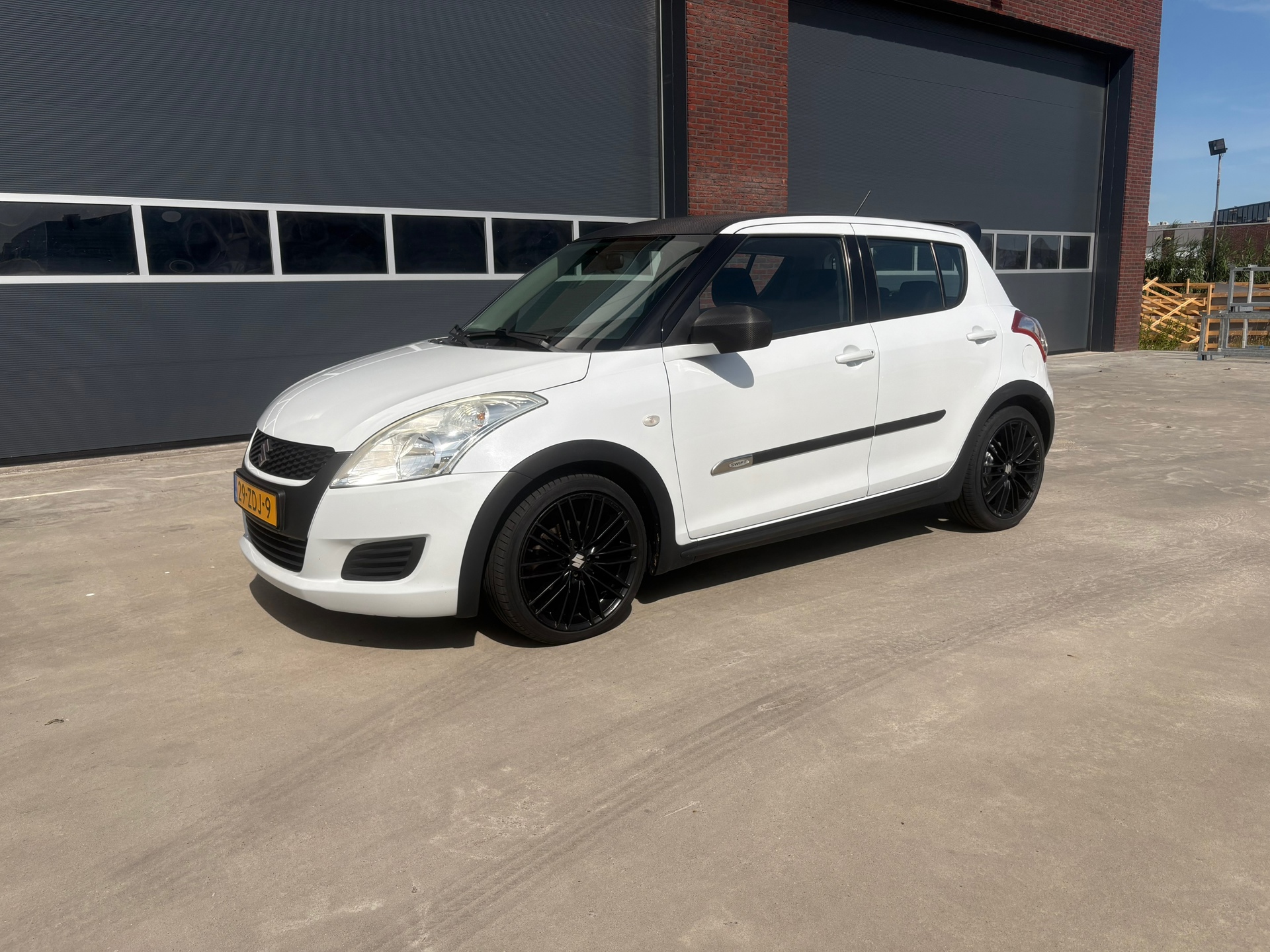 Foto van Suzuki Swift