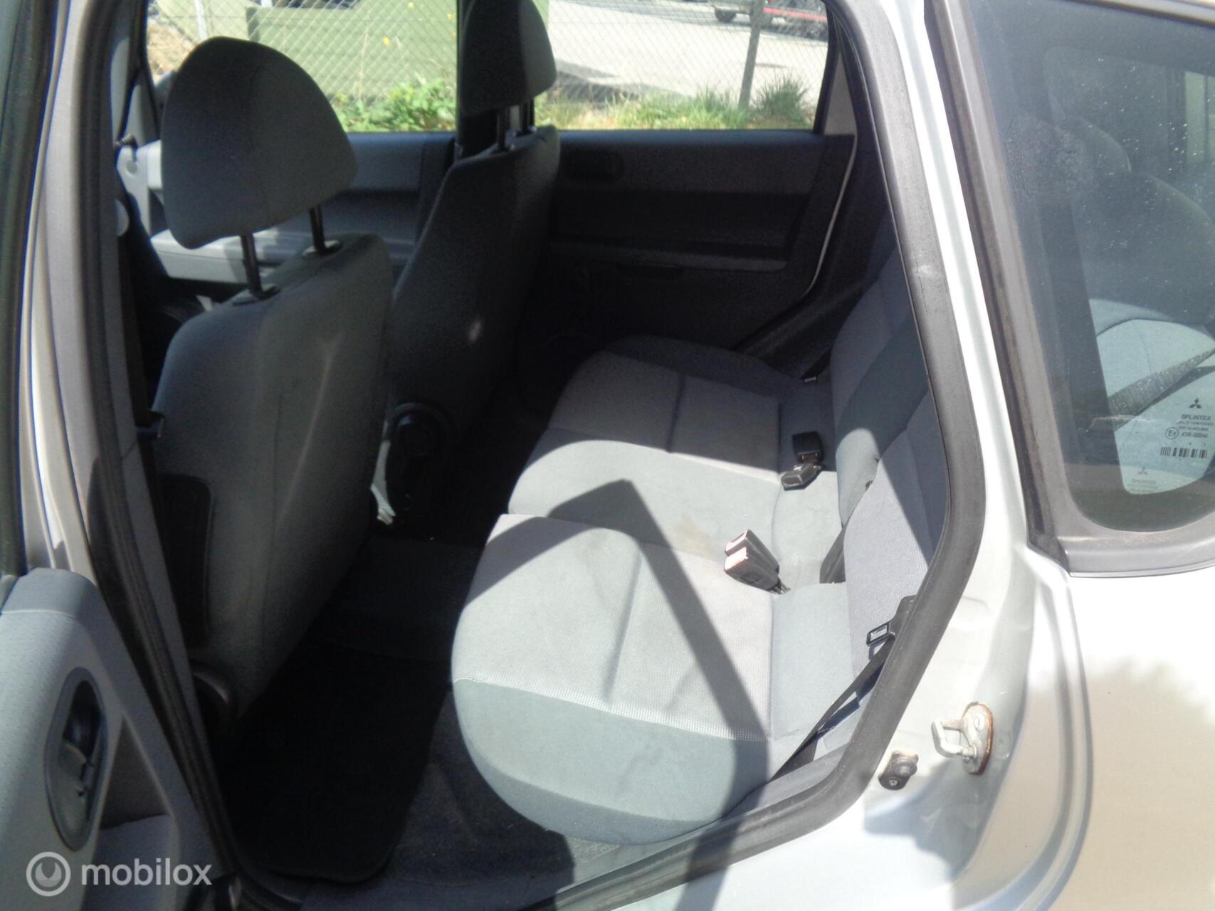Foto van Mitsubishi Mitsubishi Colt
