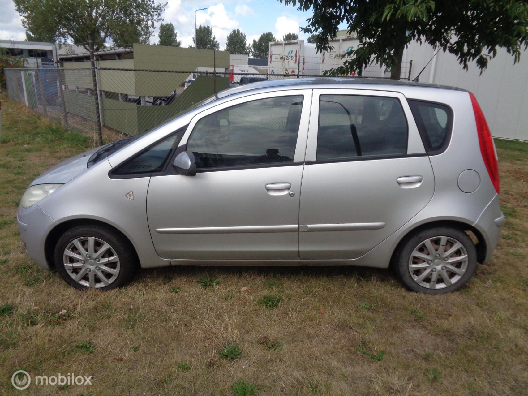 Foto van Mitsubishi Mitsubishi Colt