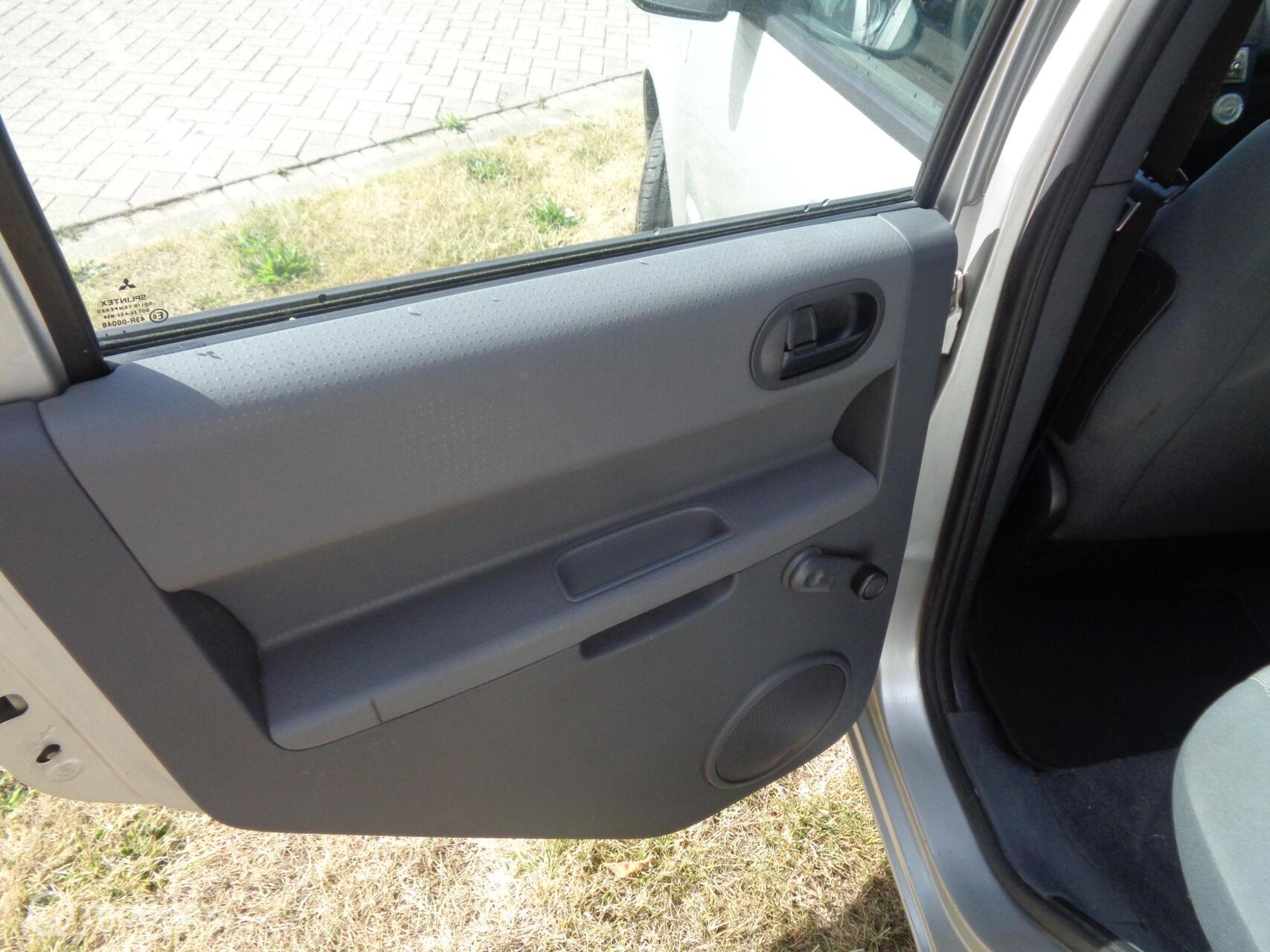 Foto van Mitsubishi Mitsubishi Colt