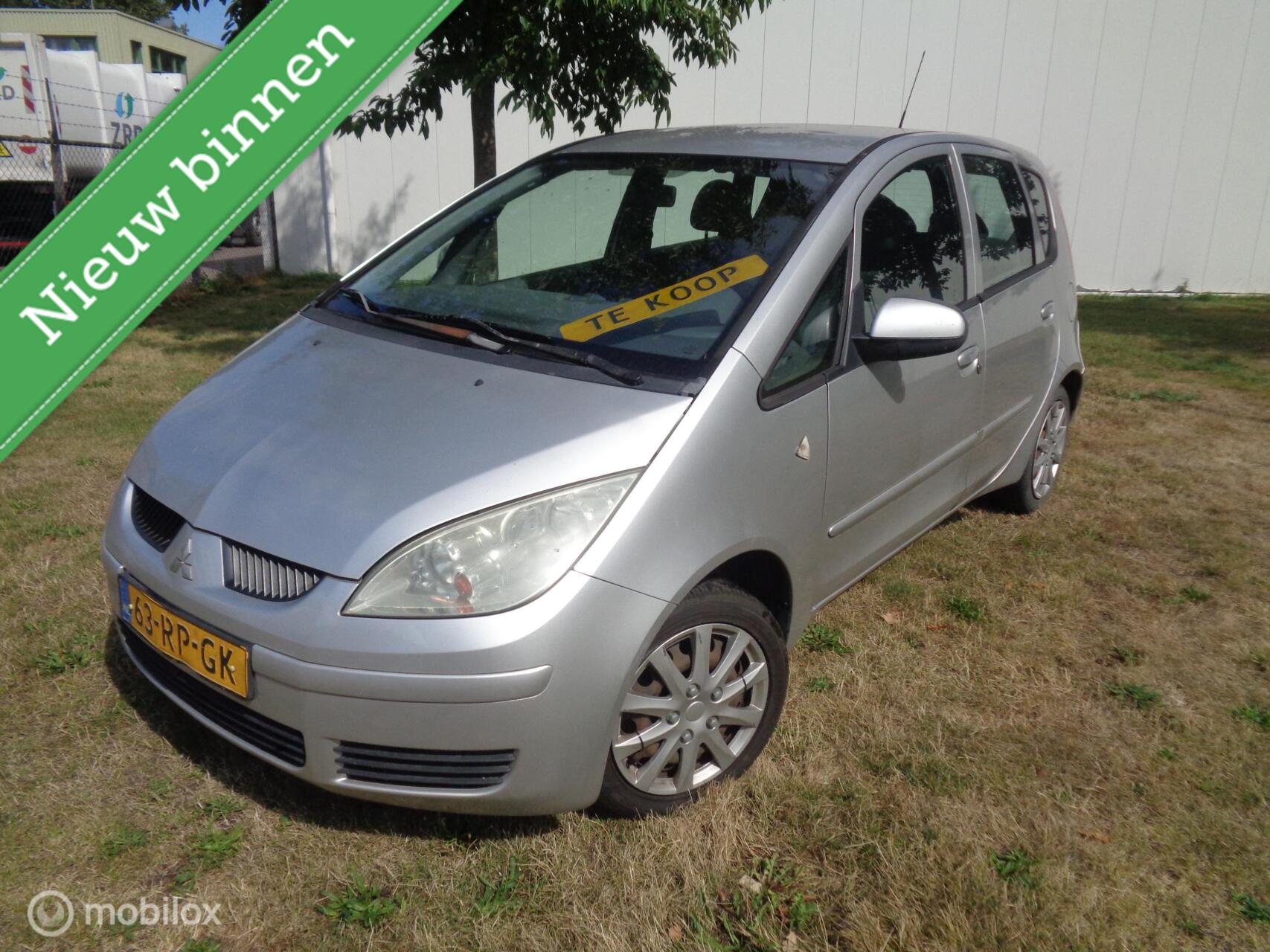 Mitsubishi Mitsubishi Colt 1.3 Instyle Stuurbekr APK tot 06-2027 inruilkoopje 2005 - voorkant