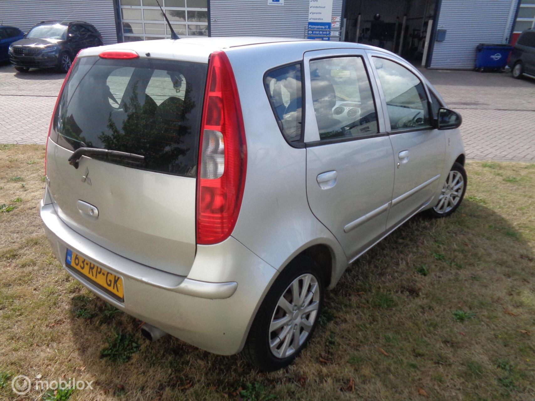 Foto van Mitsubishi Mitsubishi Colt