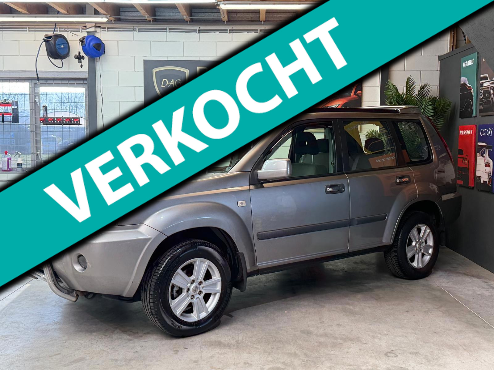 Nissan X-trail 2.0 Comfort 2wd CAMERA|PDC|TREKHAAK|AIRCO 2005 - voorkant