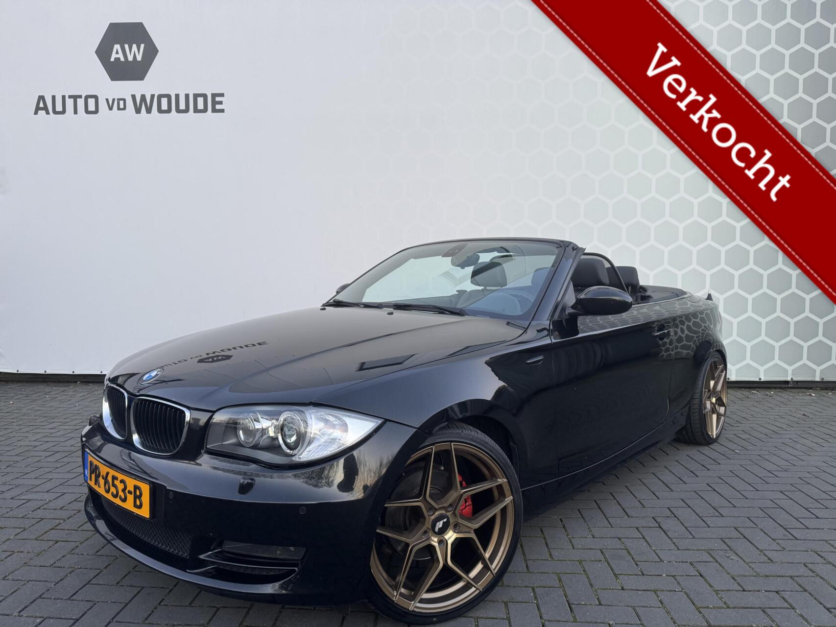 BMW 1er Reihe 120i Executive Leer Xenon 19 inch velgen Automaat 2008 - voorkant