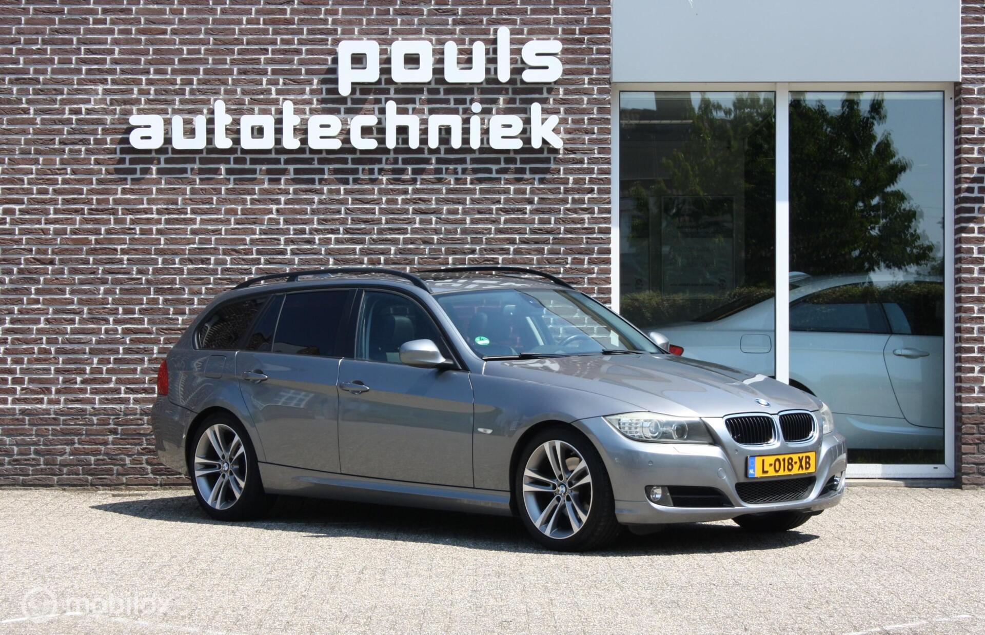 BMW 3er Reihe 320i High Executive 2010 - voorkant