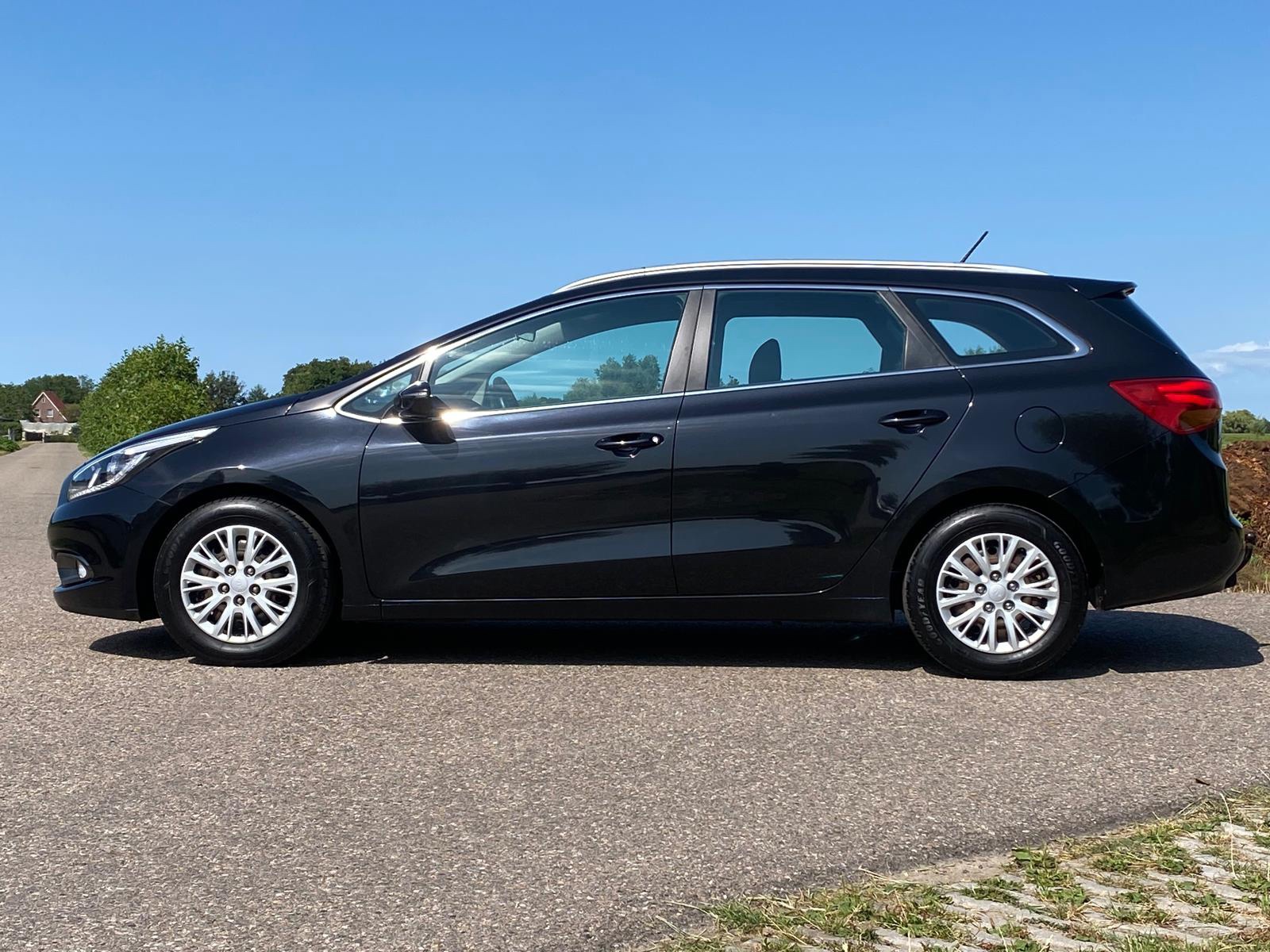 Foto van Kia Cee D
