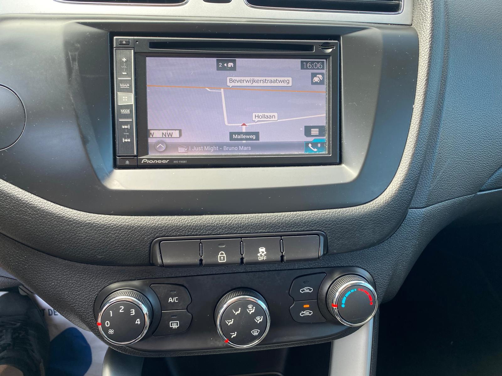Foto van Kia Cee D