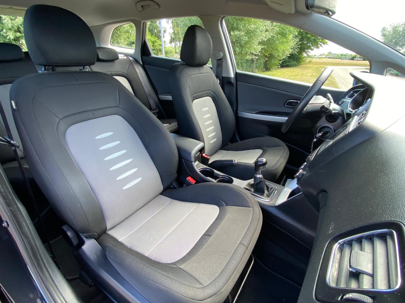 Foto van Kia Cee D