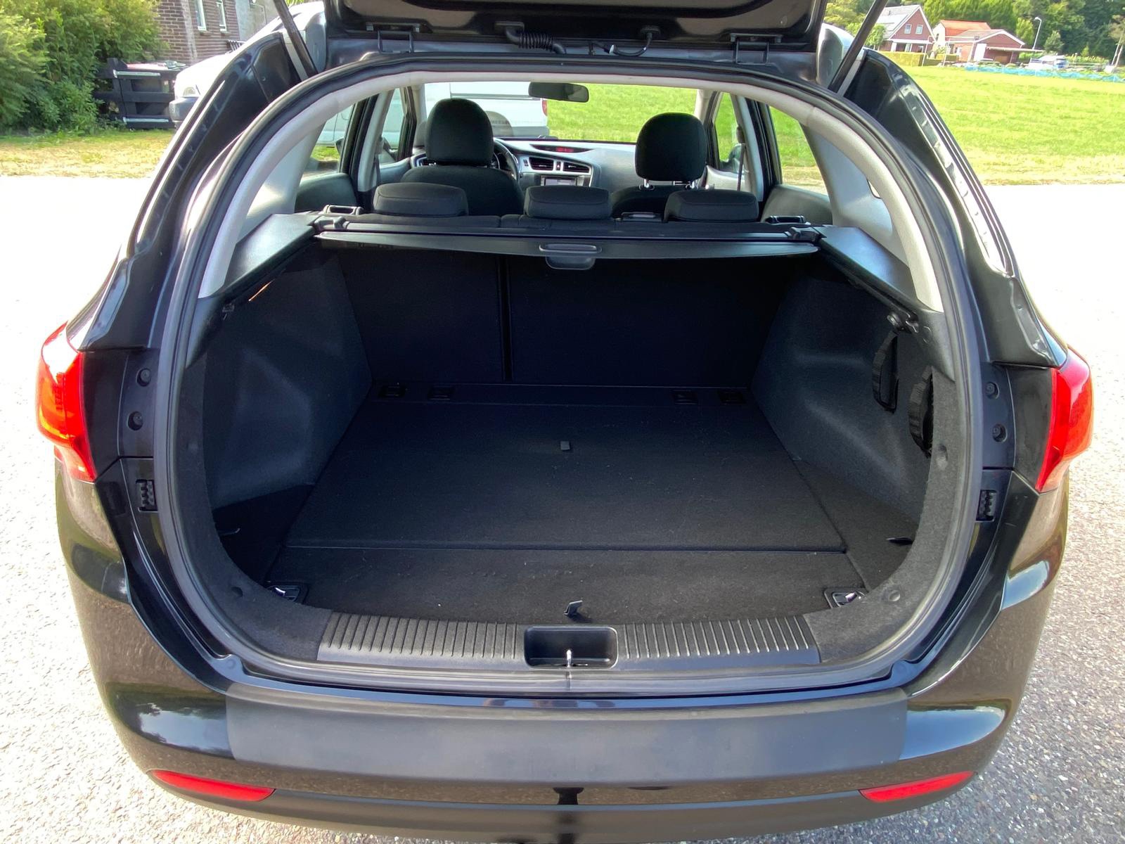 Foto van Kia Cee D