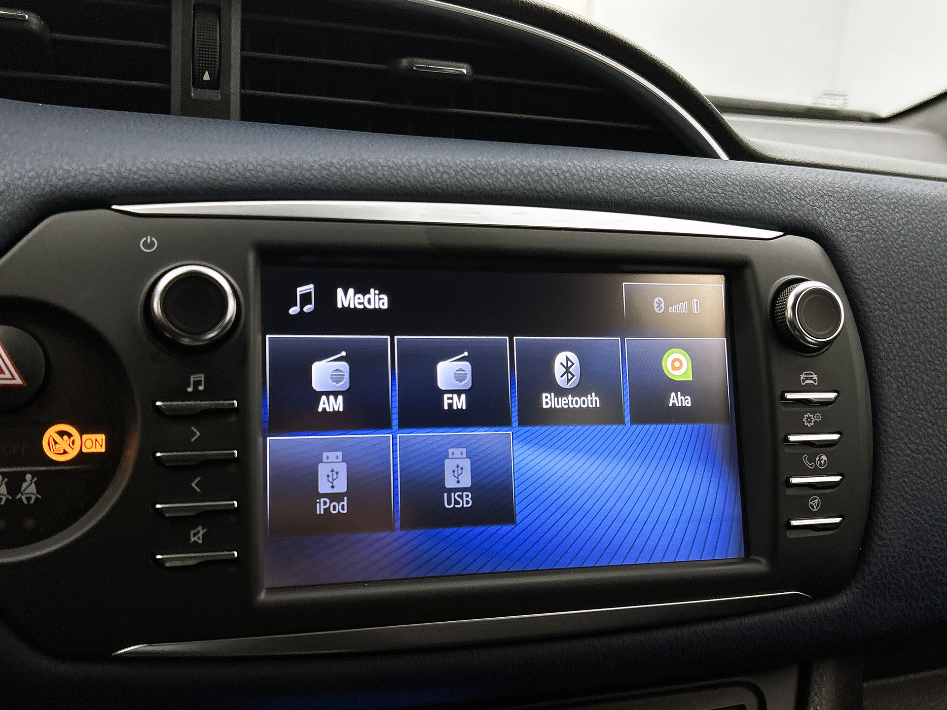 Foto van Toyota Toyota Yaris Hybrid