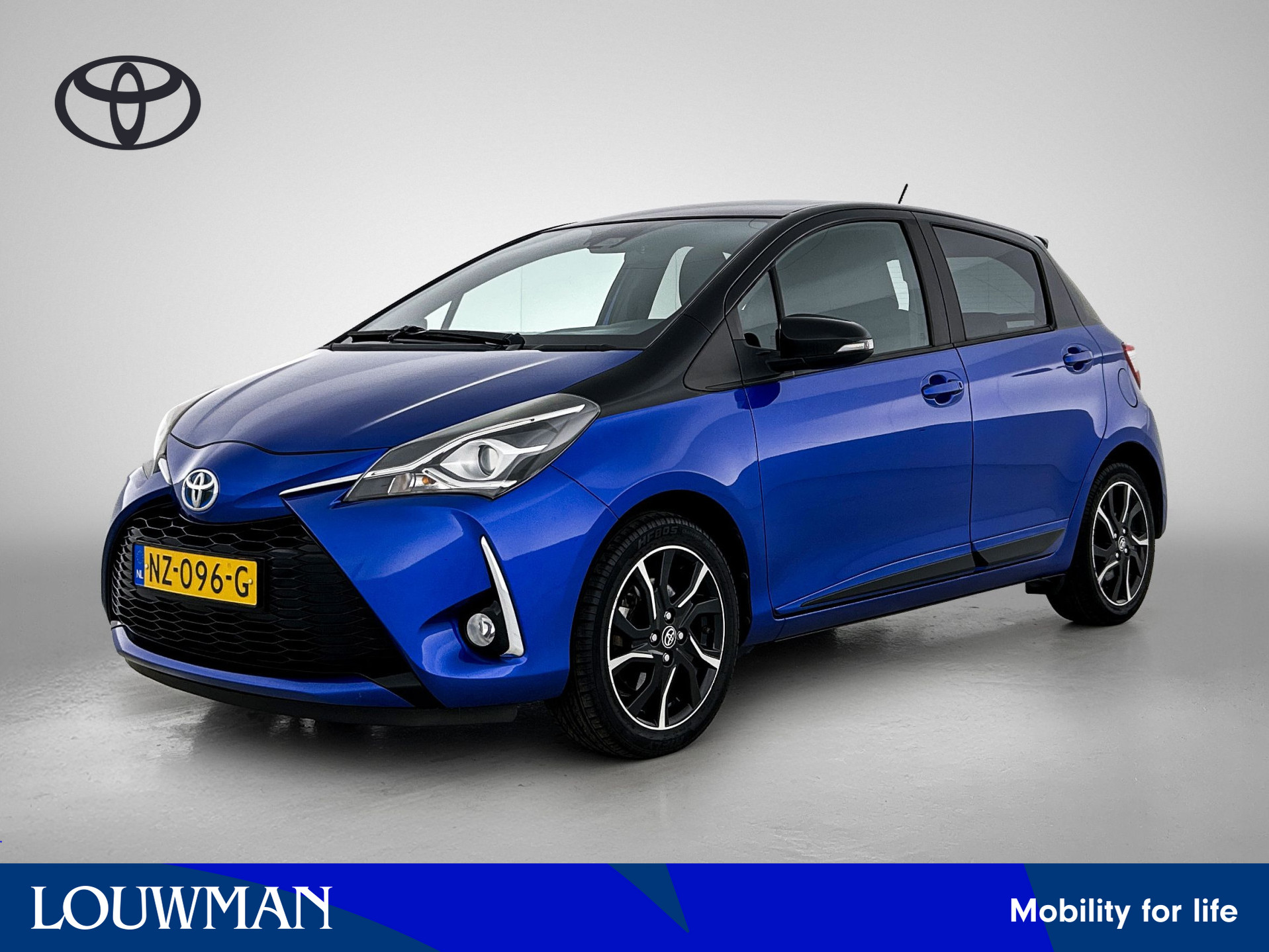 Toyota Toyota Yaris Hybrid 1.5 Hybrid Bi-Tone 2017 - voorkant