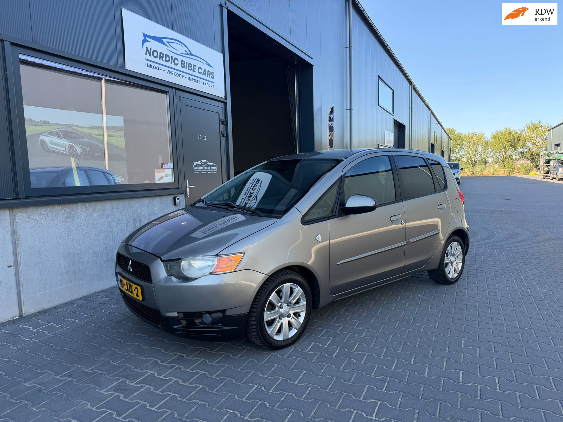 Mitsubishi Mitsubishi Colt 1.3 Edition Two 2009 - voorkant
