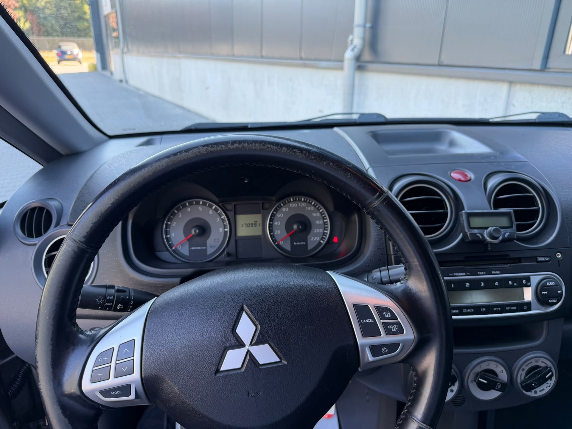 Foto van Mitsubishi Mitsubishi Colt