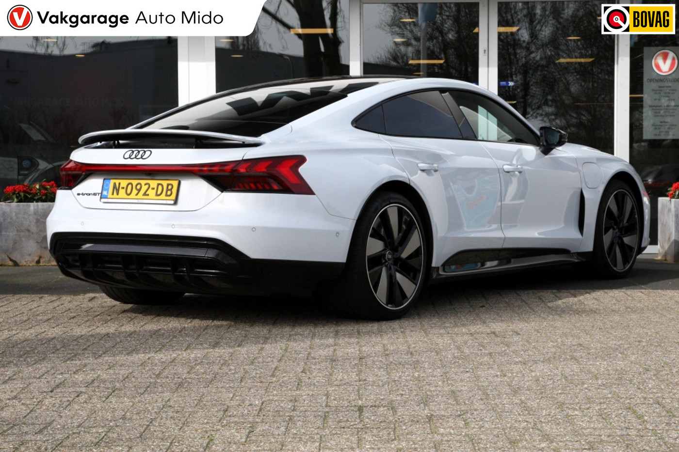 Foto van Audi E-tron GT