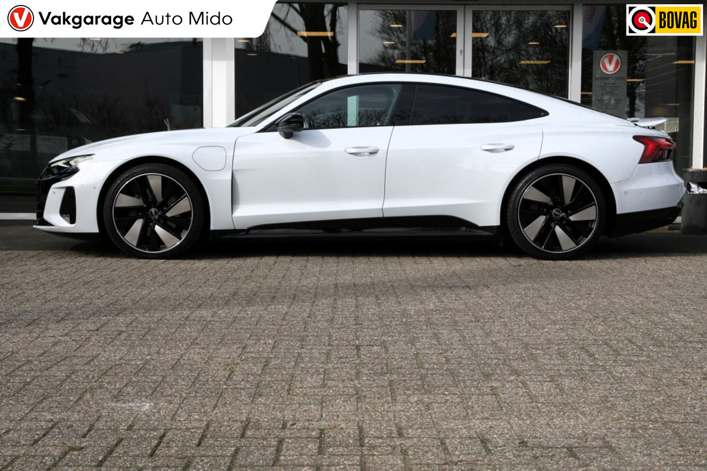 Foto van Audi E-tron GT