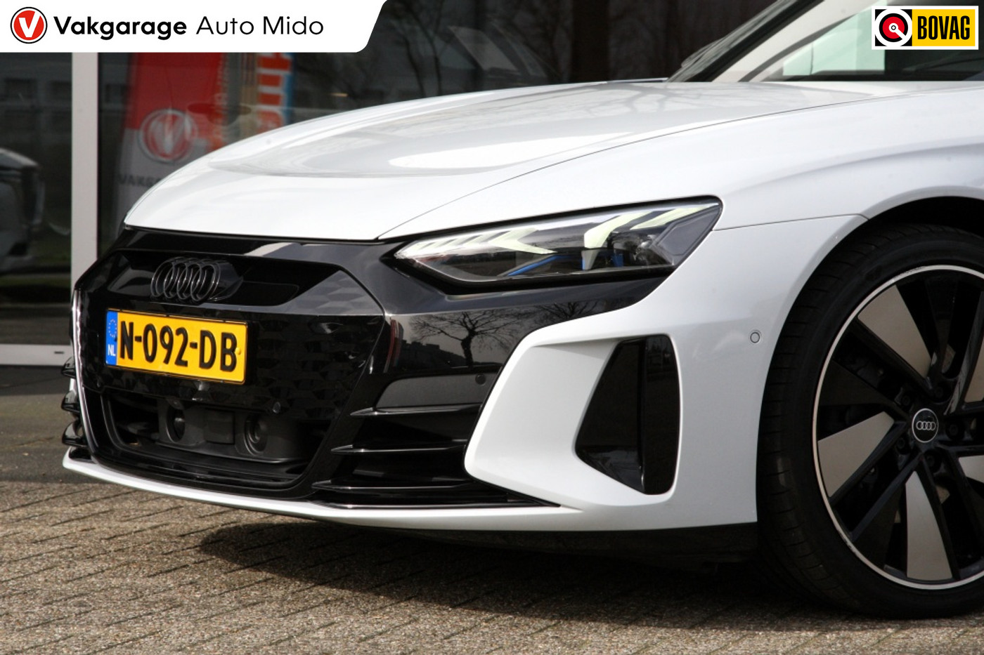 Foto van Audi E-tron GT