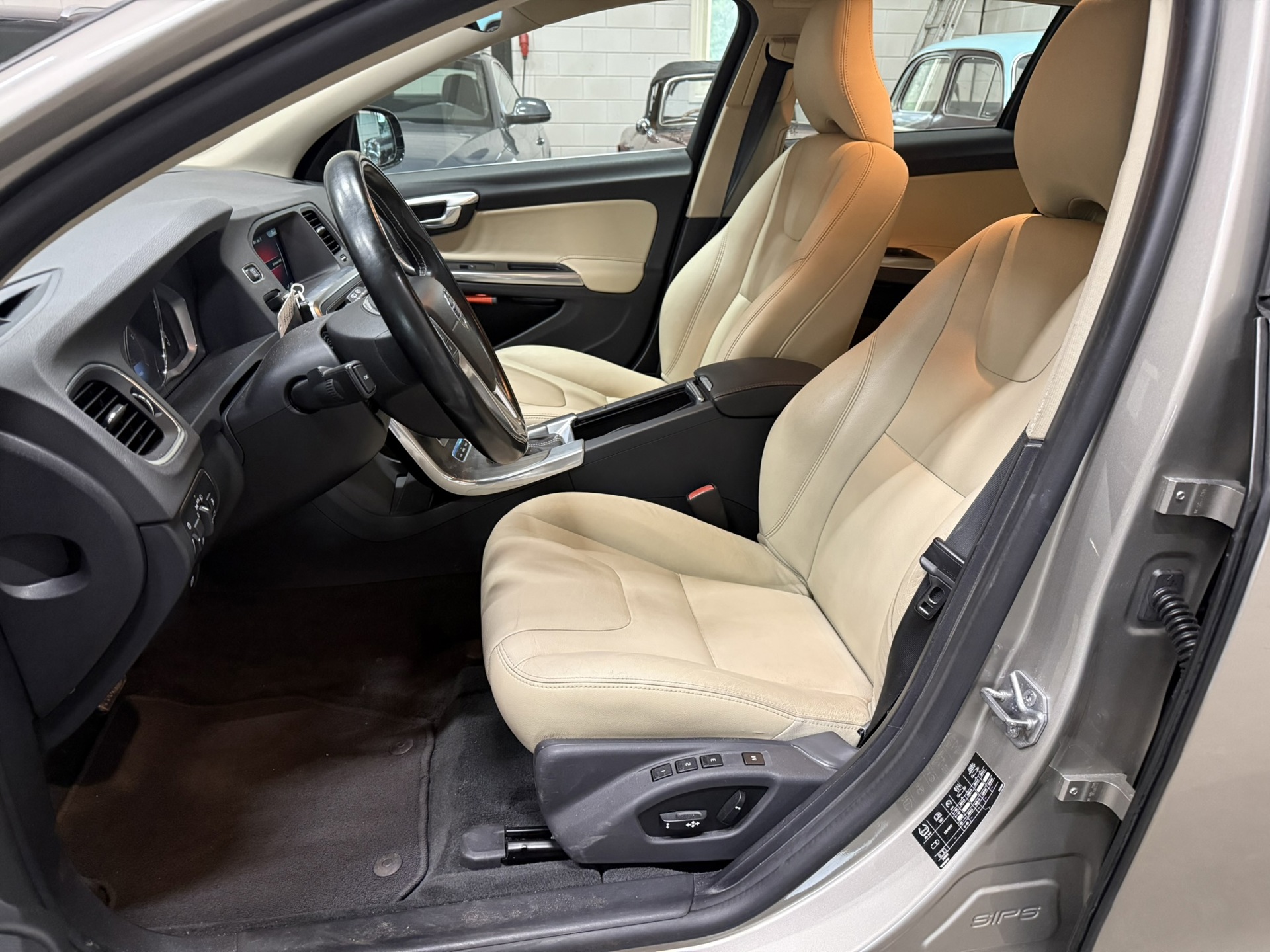 Foto van Volvo V60 Plug In Hybrid