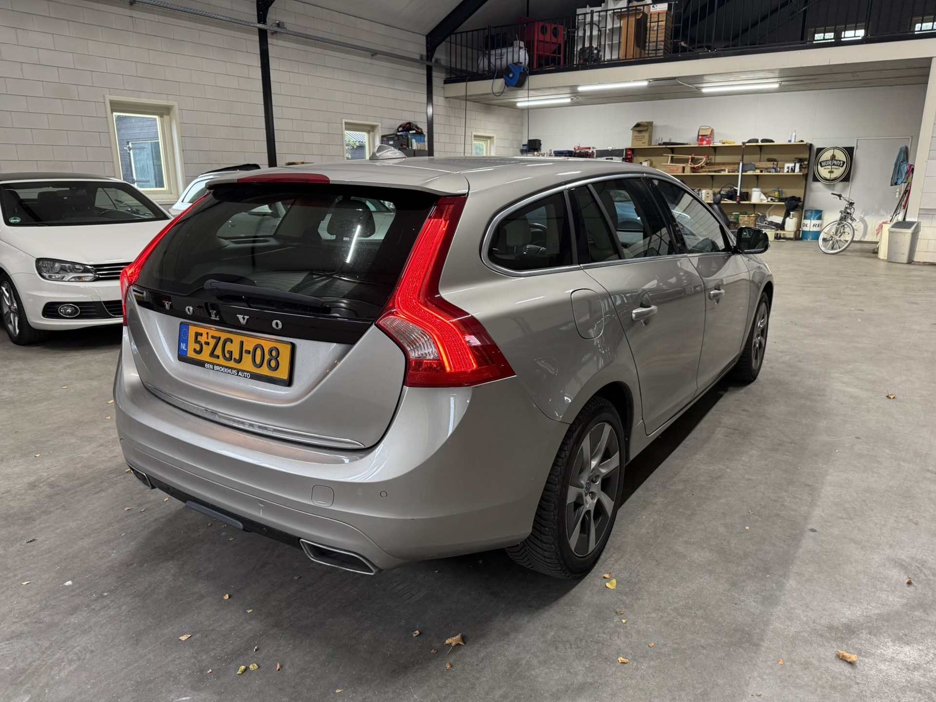Foto van Volvo V60 Plug In Hybrid