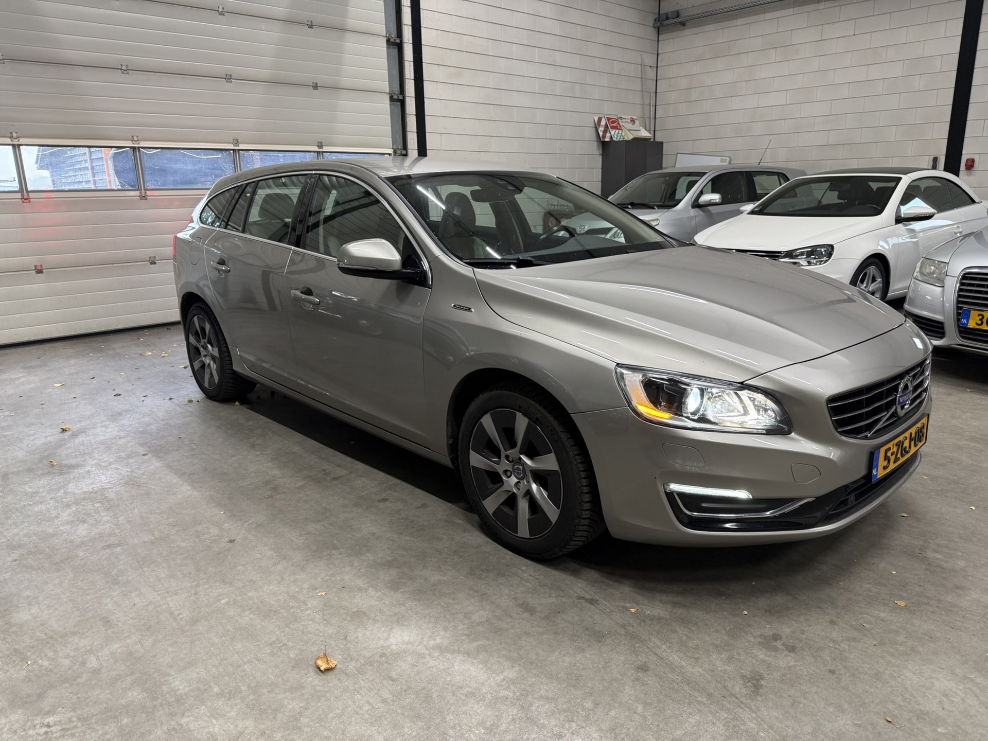Foto van Volvo V60 Plug In Hybrid