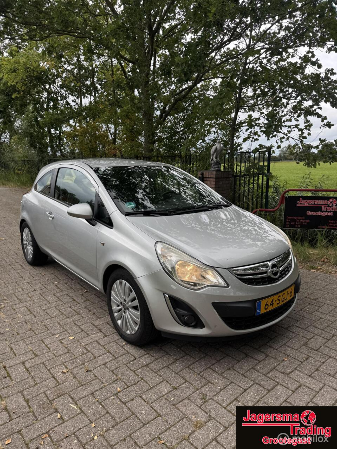 Opel Corsa 1.2 EcoFlex Selection LPG 2011 - voorkant