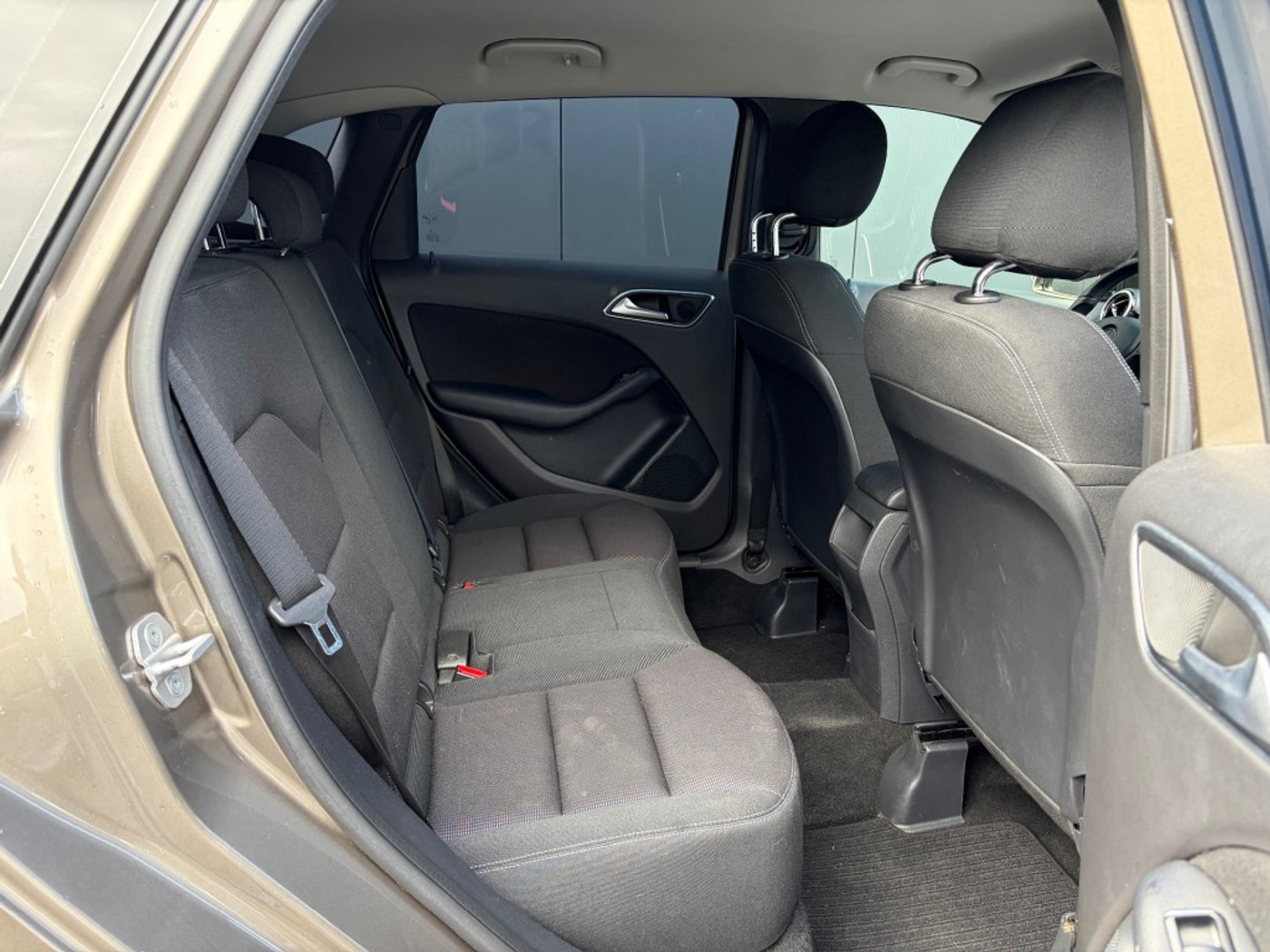 Foto van Mercedes-Benz B 180