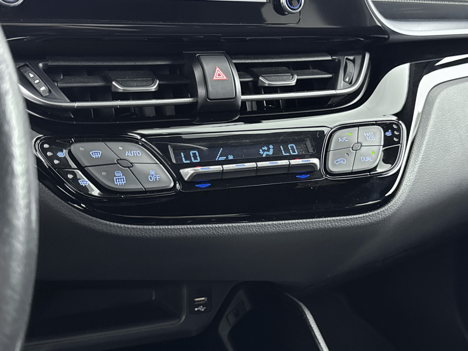 Foto van Toyota Toyota C-hr