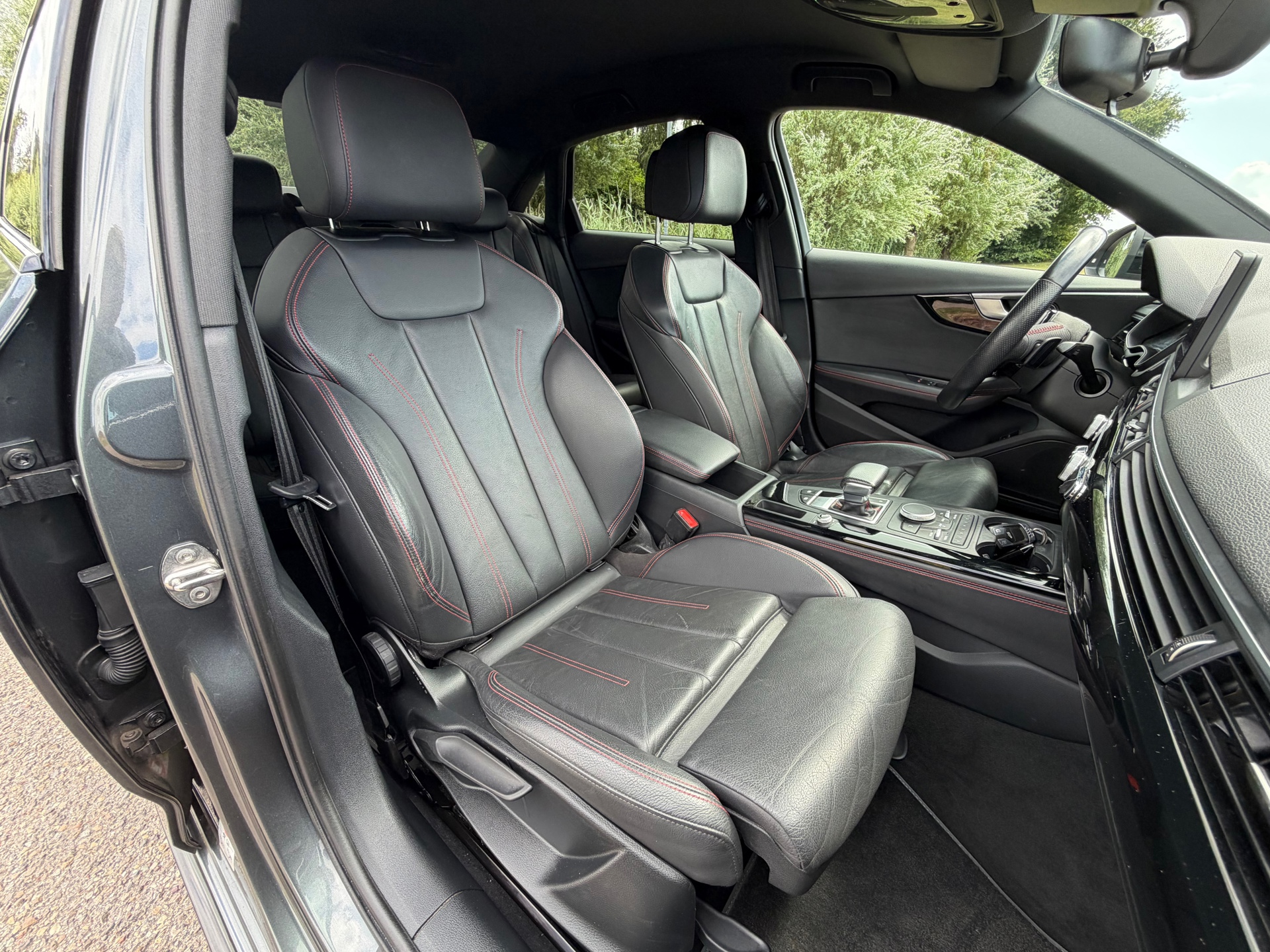 Foto van Audi A4 Limousine