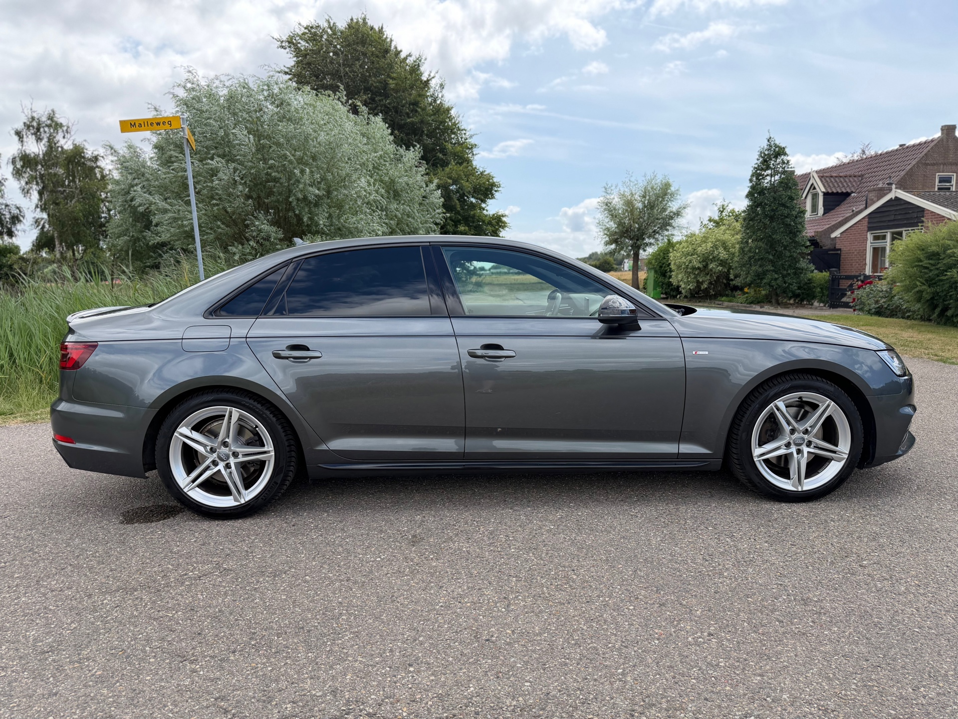 Foto van Audi A4 Limousine