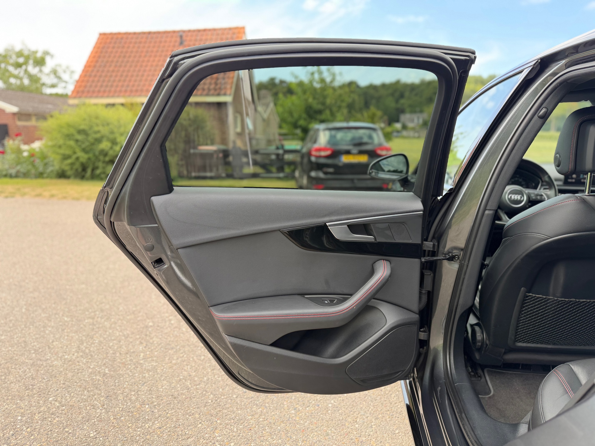 Foto van Audi A4 Limousine