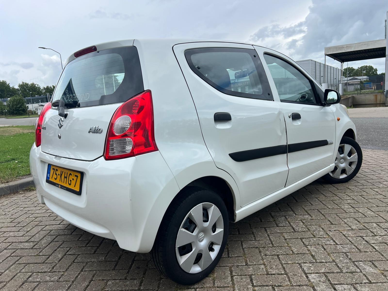 Foto van Suzuki Alto