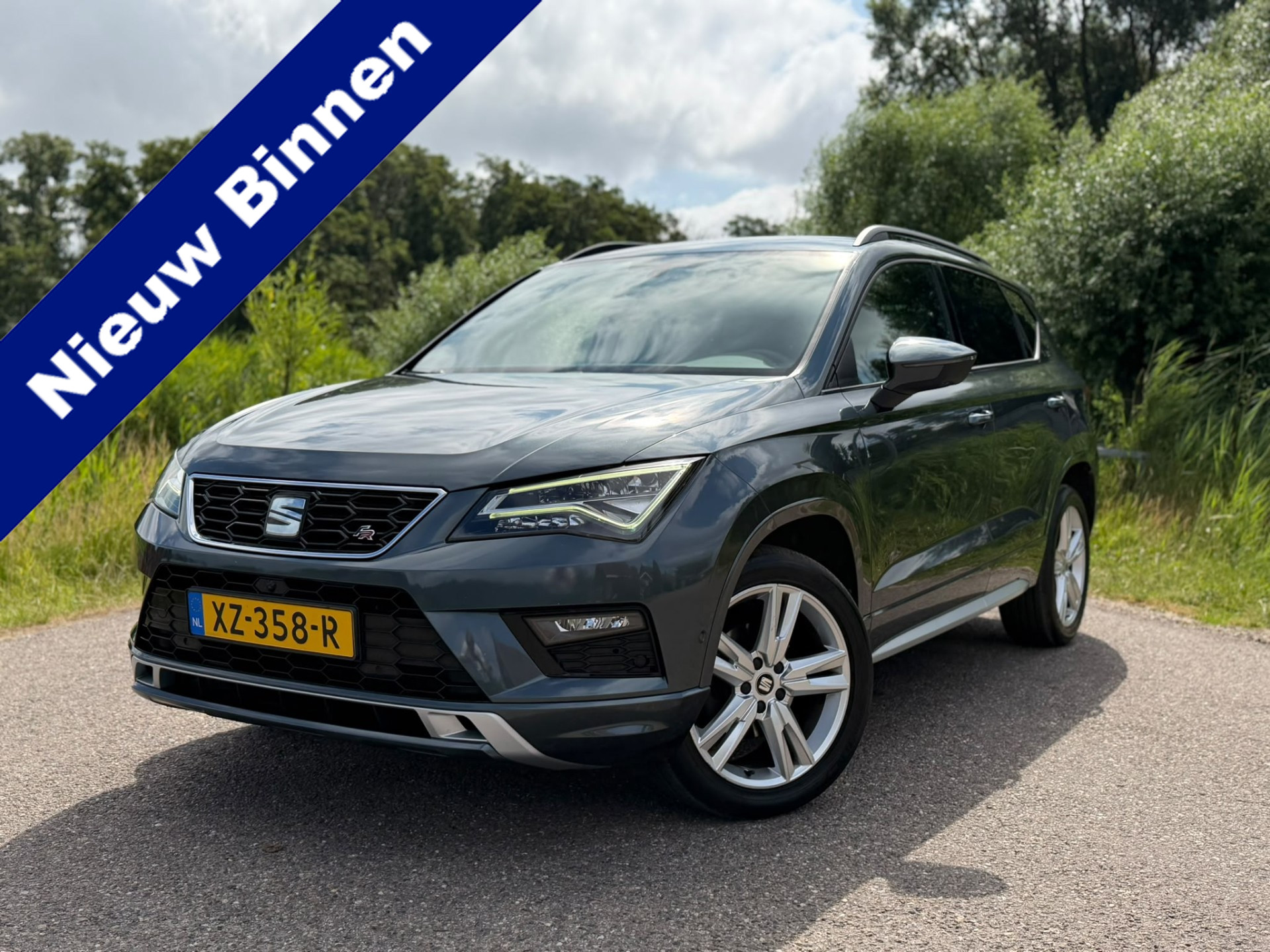 Seat Ateca 1.5 TSI FR Business Intense Automaat / Clima / Navi / Camera / Leder-Alcantara / Apple Carplar / Electrische Achterklep 2019 - voorkant