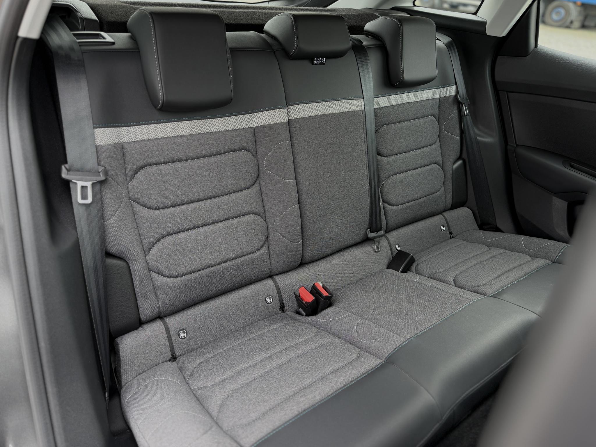 Foto van Citroen E-c4