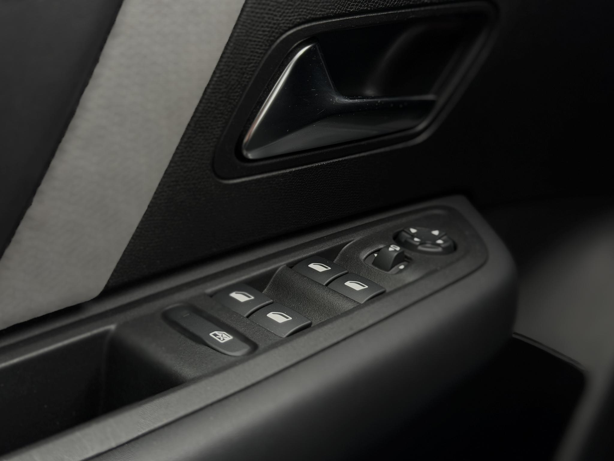 Foto van Citroen E-c4