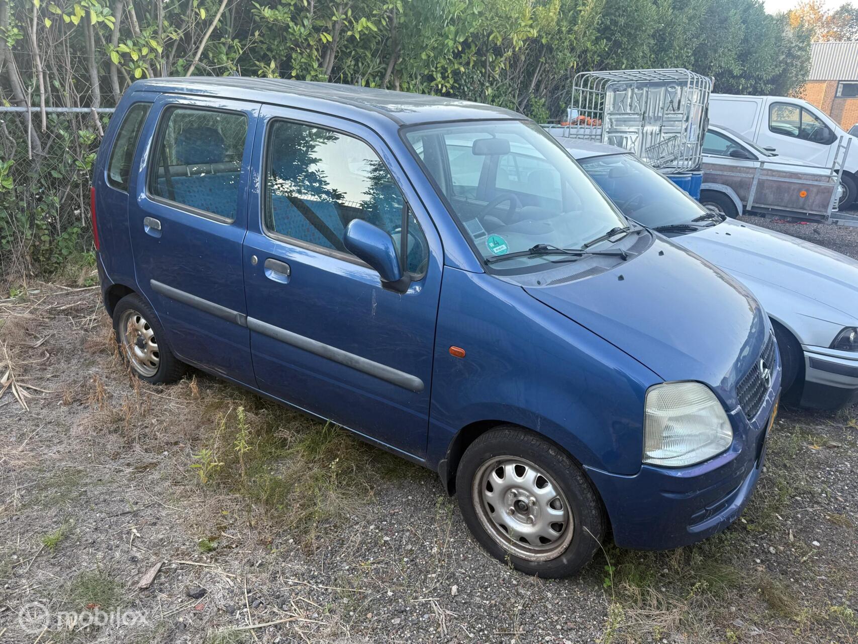 Opel Agila 1.2-16V Comfort 2001 - voorkant