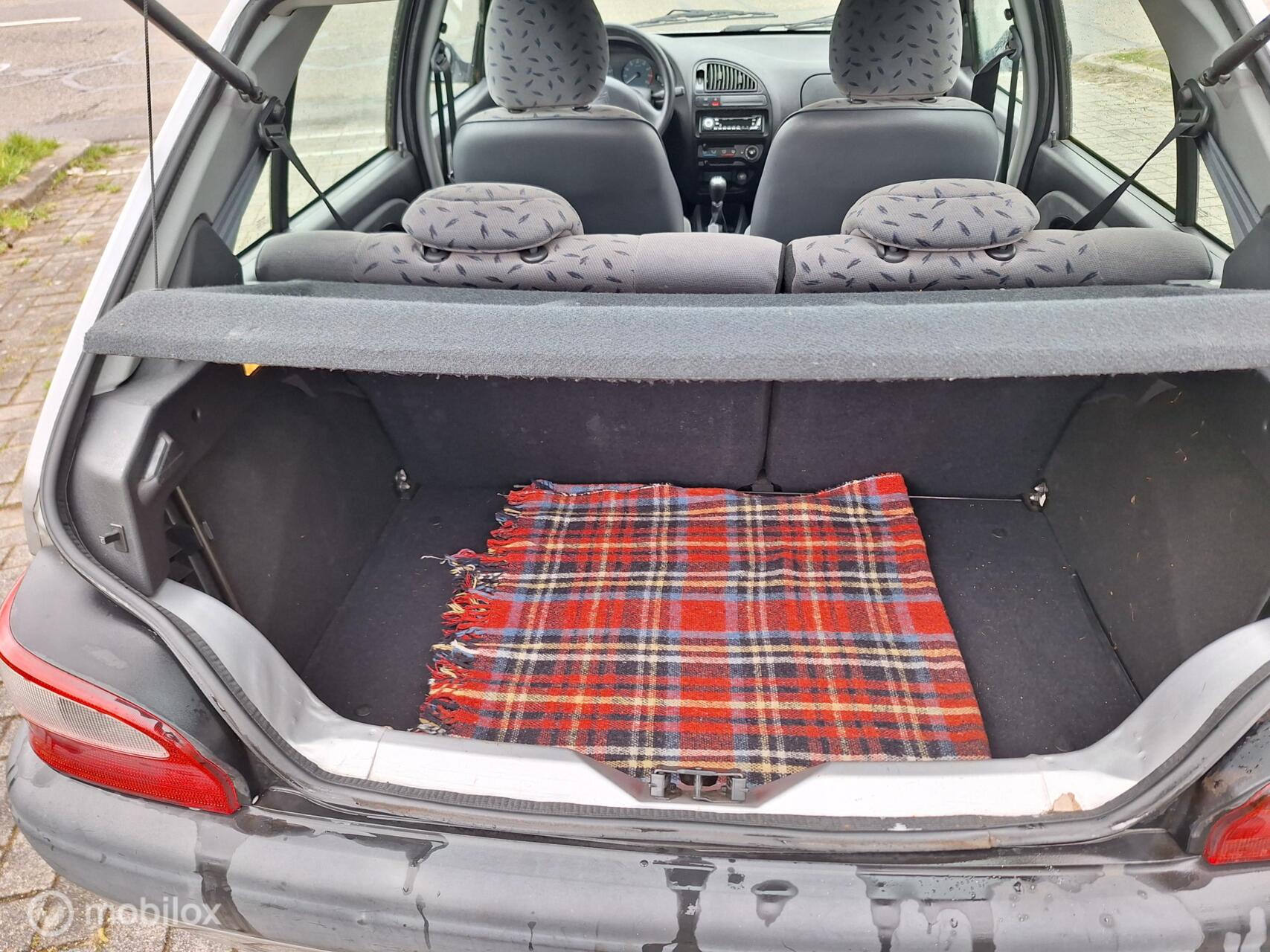 Foto van Citroen Saxo