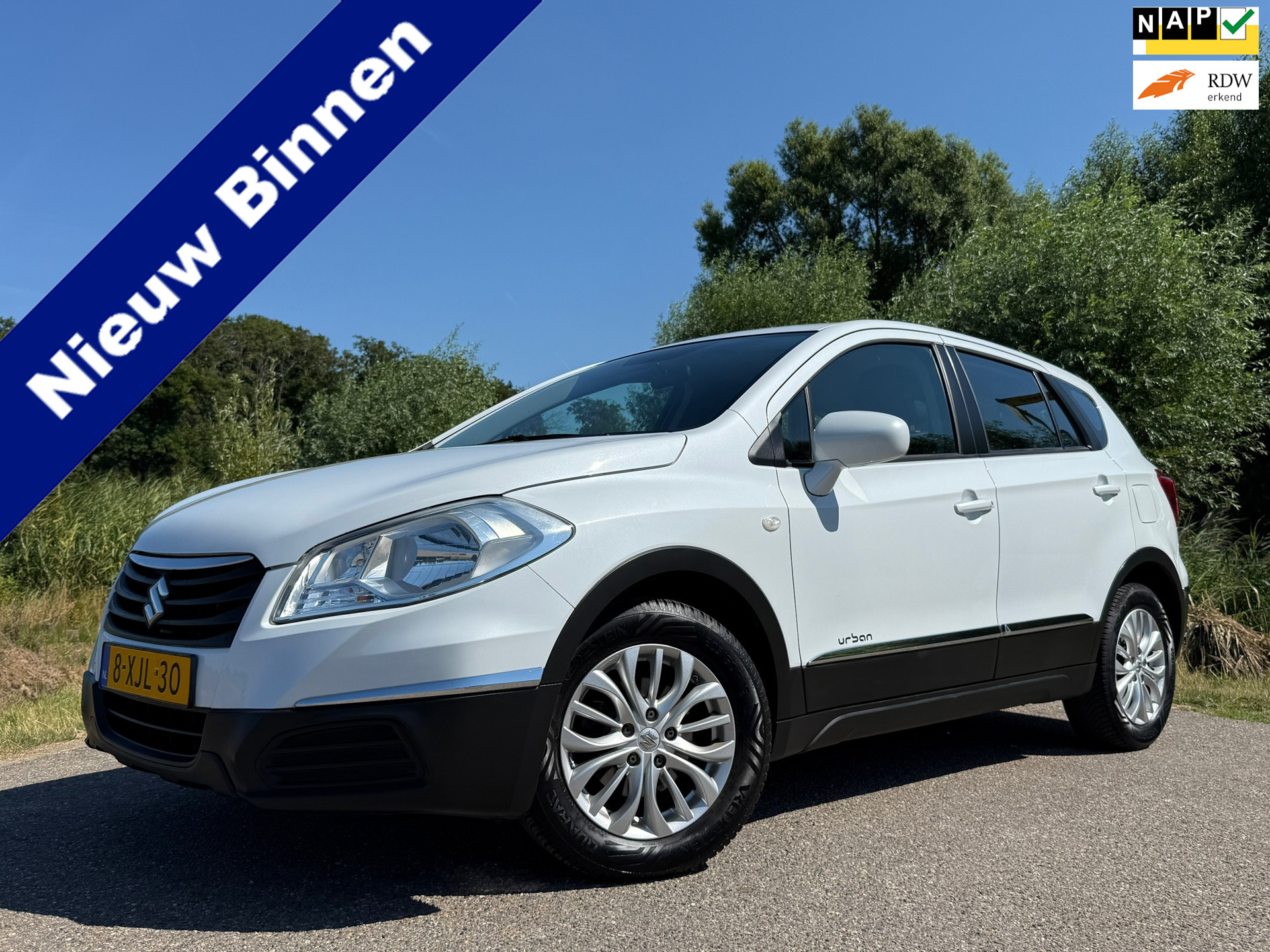 Suzuki Sx4 1.6 Urban | Stoelverwarming | Airco | Trekhaak | 16" Velgen + 4S Banden | PDC | Cruise | Goed Onderhouden! | 2014 - voorkant